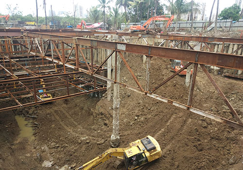 Excavator hire services in Mumbai